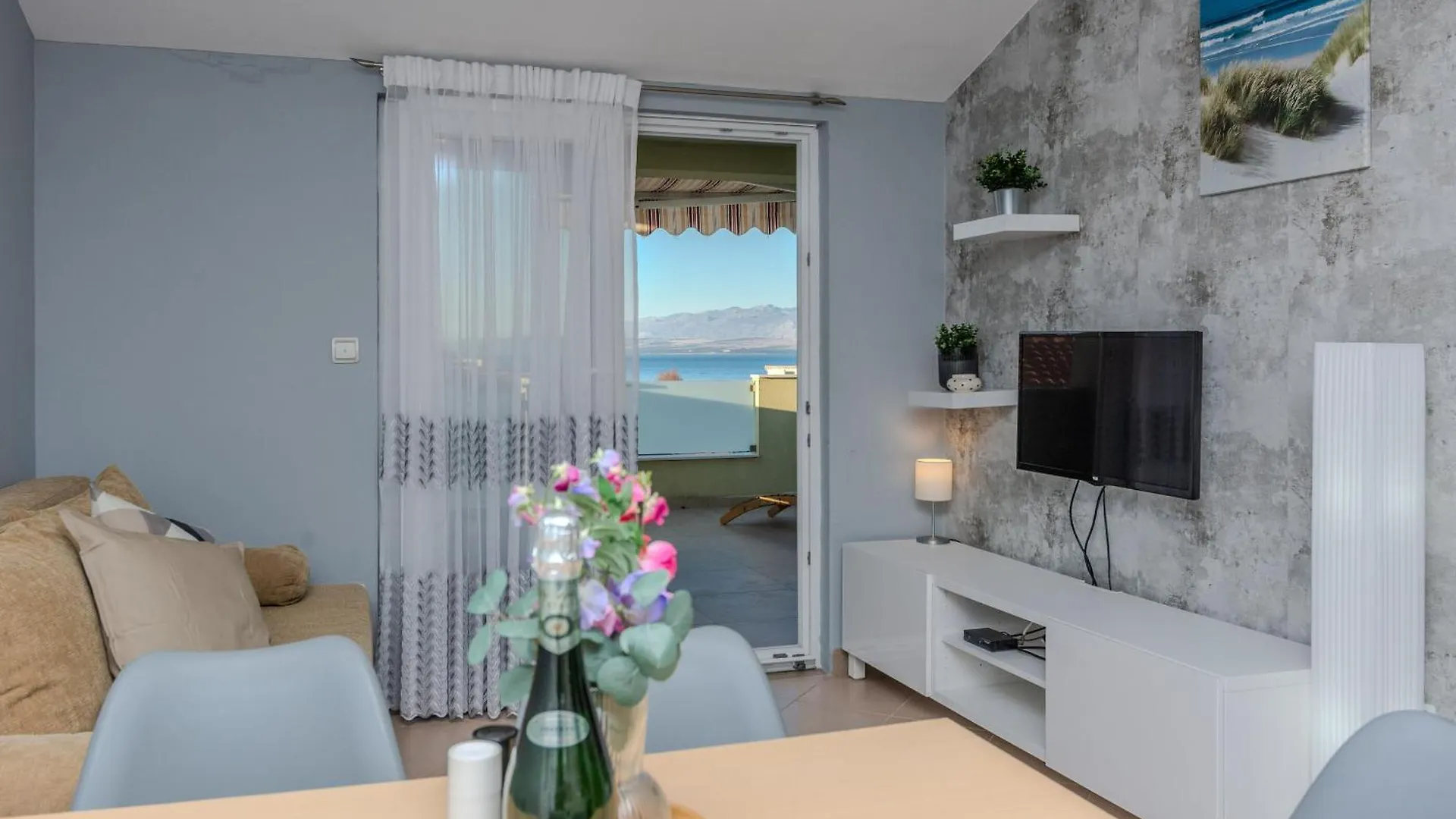 Apartment Mahnet 0*, Vir Croatia